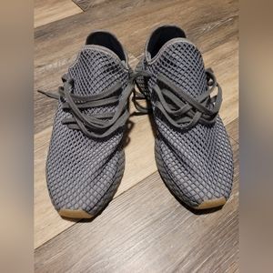 Adidas Deerupt Shoes